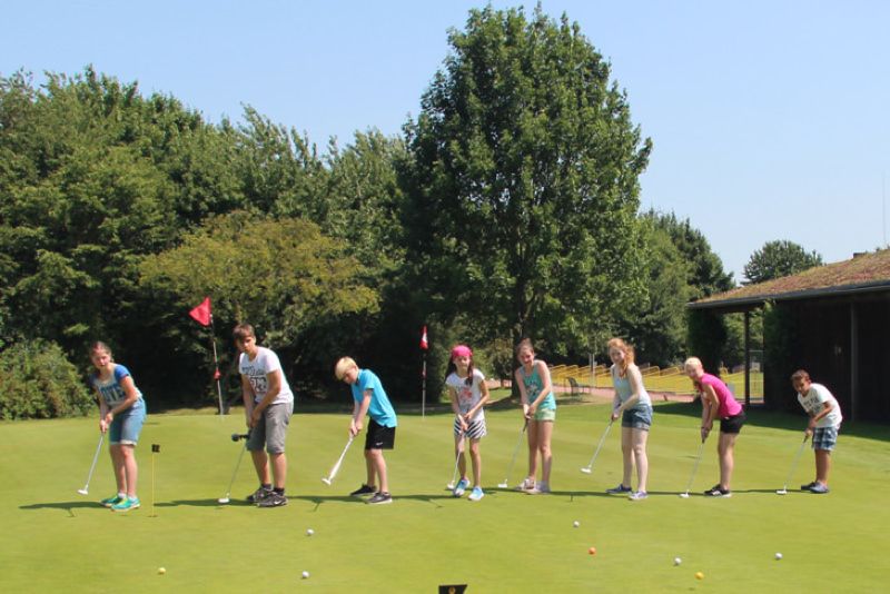 Michael-Baldringer-Golf-Willich-Kindergolf-02S